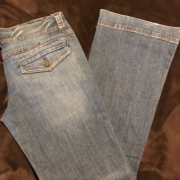 Dkny Denim - “DKNY” Juniors Distressed Bootcut Jeans!